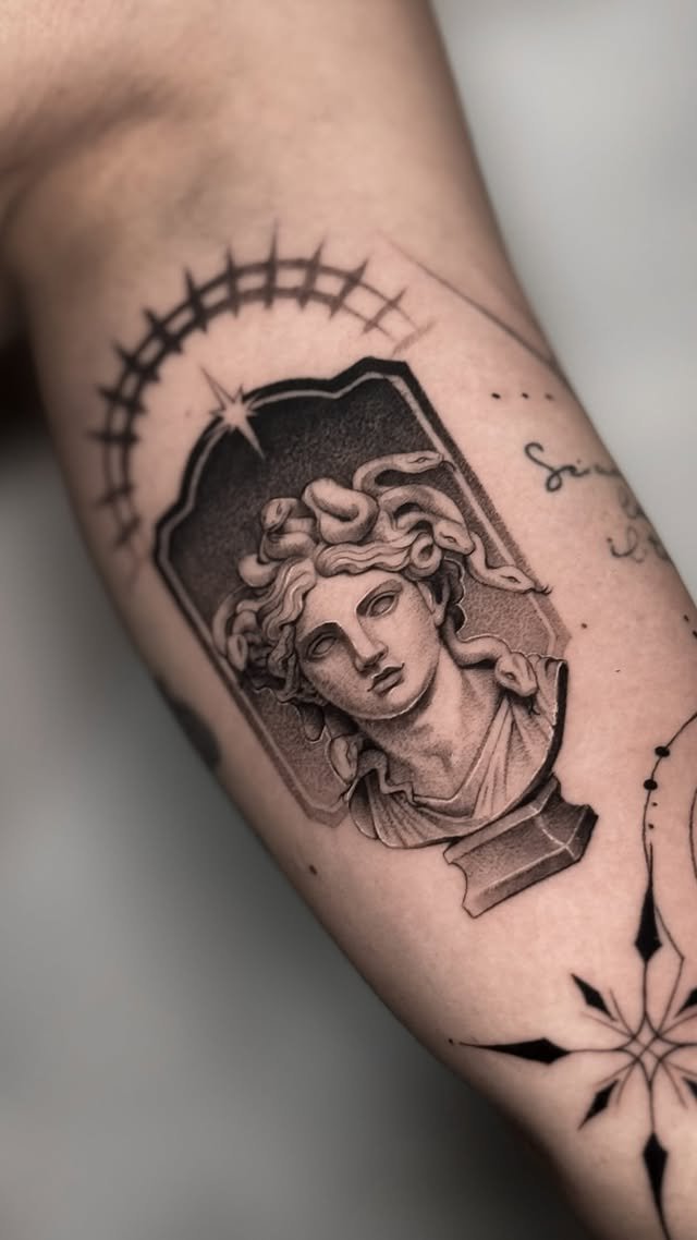 Medusa, manga blackwork